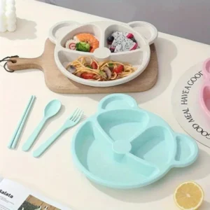 anda Plates With 3 Spoons And 2 Forks